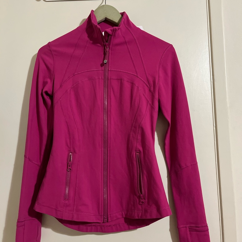 Lululemon on the move zip up